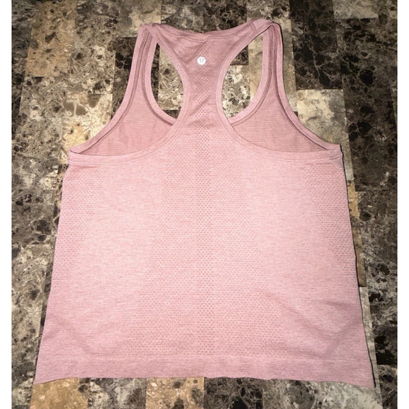 LULULEMON SWIFTLY TECH RACERBACK TANK TOP 2.0 RACE LENGHT PINK ROSEBUD SIZE 6 - Picture 8 of 11